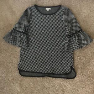 Max Studio size medium top